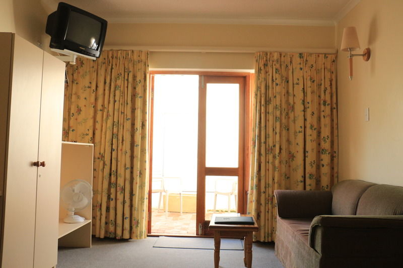 Windsor Hotel Hermanus Bagian luar foto