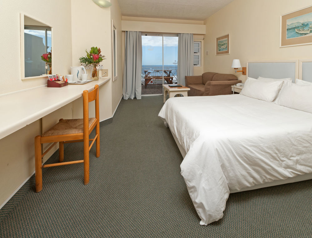 Windsor Hotel Hermanus Bagian luar foto